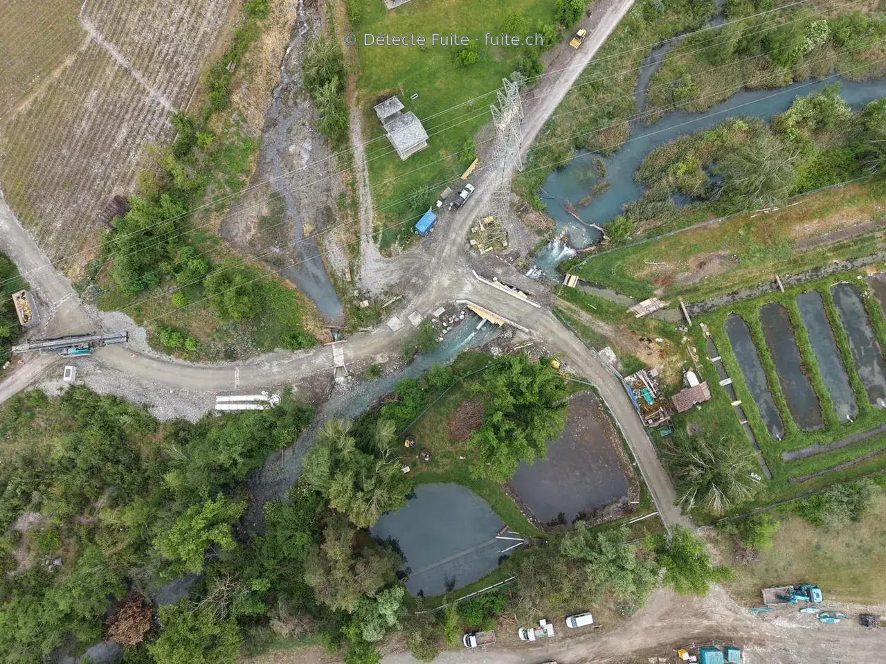 Vue aérienne du secteur de recherche sur la conduite de 400 mètres